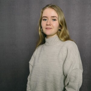 &nbsp;Добрый день, меня зовут Анна, я помогу вам определиться со стадионом